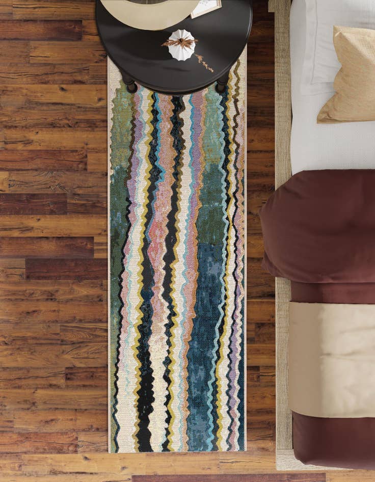 Detail image of  2' 7 x 10'  Washable Modern Indoor / Outdoor Runner Rug