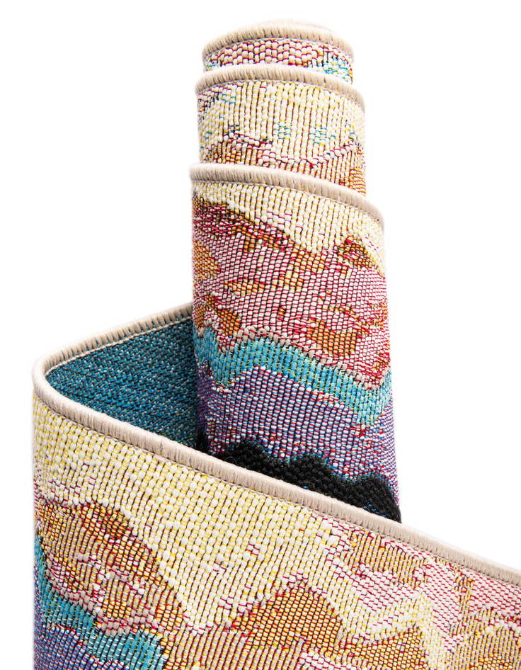 Detail image of  2' 7 x 10'  Washable Modern Indoor / Outdoor Runner Rug