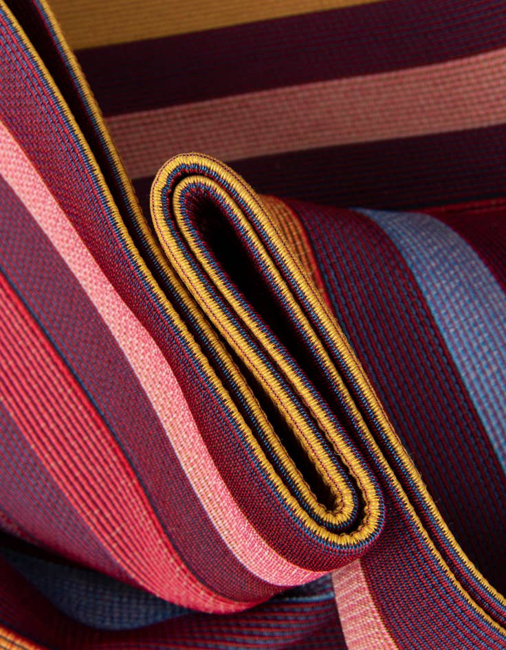 Detail image of  2' 7 x 10'  Washable Ribbon Indoor / Outdoor Runner Rug