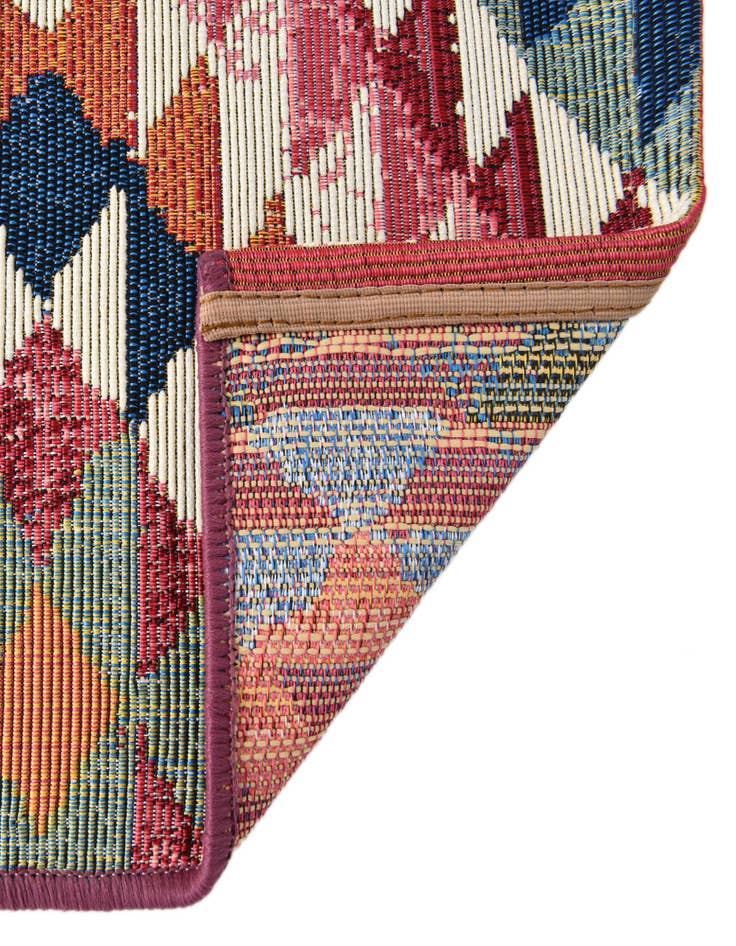 Detail image of  2' 7 x 5' 3  Washable Southwestern Indoor / Outdoor Runner Rug