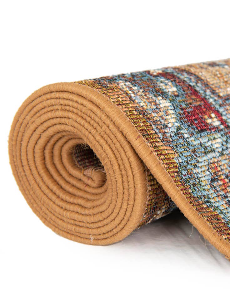 Detail image of  2' 7 x 10'  Washable Traditional Indoor / Outdoor Runner Rug