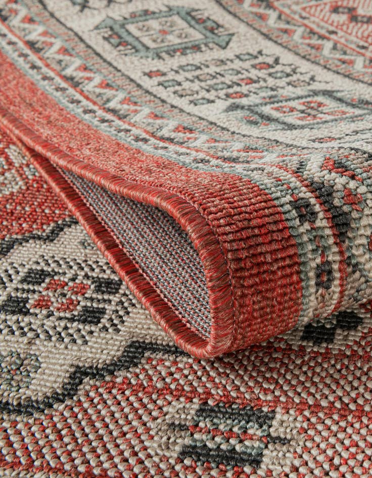 Detail image of  2' x 6'  Washable Traditional Indoor / Outdoor Runner Rug