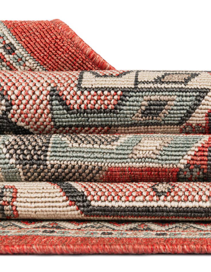 Detail image of  2' x 6'  Washable Traditional Indoor / Outdoor Runner Rug