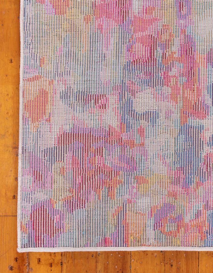 Detail image of  2' x 8'  Washable Theia Runner Rug