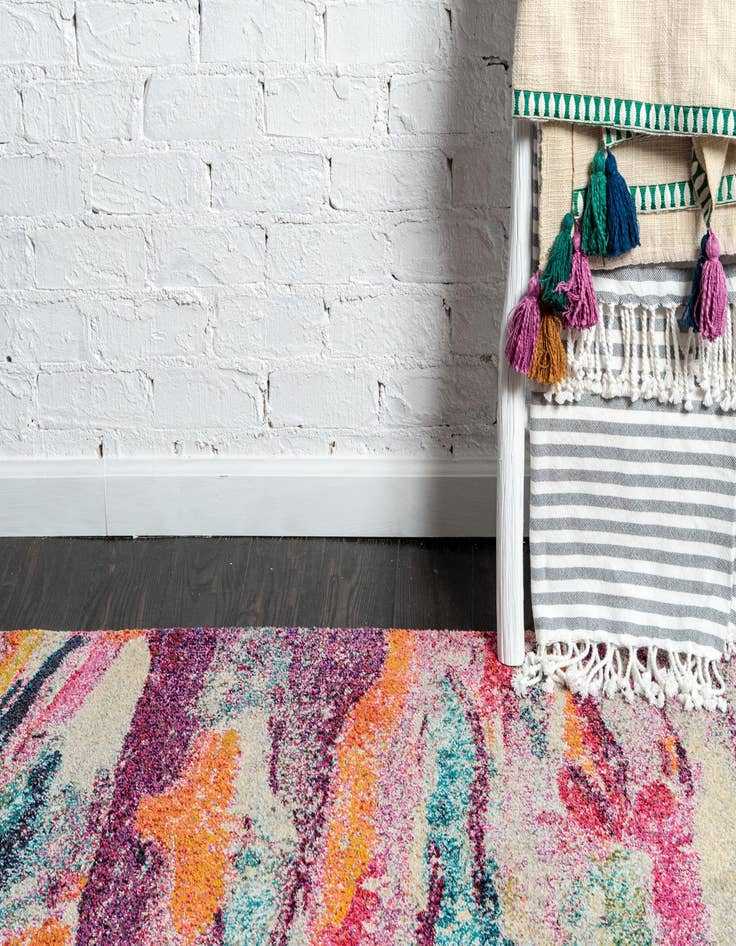 Detail image of  2' 2 x 6' 9  Washable Theia Runner Rug