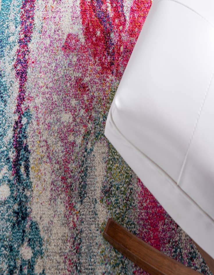 Detail image of  2' 2 x 6' 9  Washable Theia Runner Rug