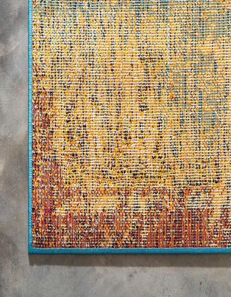 Detail image of  2' 7 x 10' Veneto Runner Rug