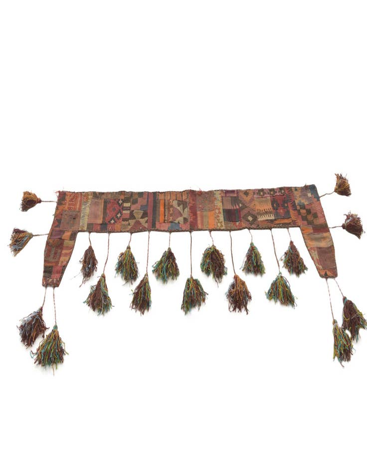 Detail image of 1' 9 x 6' 10 Hand Woven Wall Art Wool Runner Rug