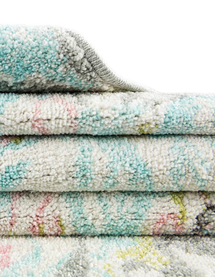 Detail image of  2' 2 x 6' Animals Whimsy Kids Runner Rug