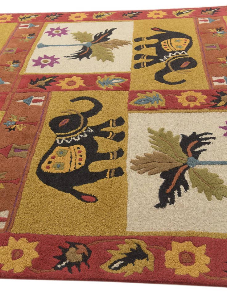 Detail image of  7' 8 x 9' 7 Agra Square Rug