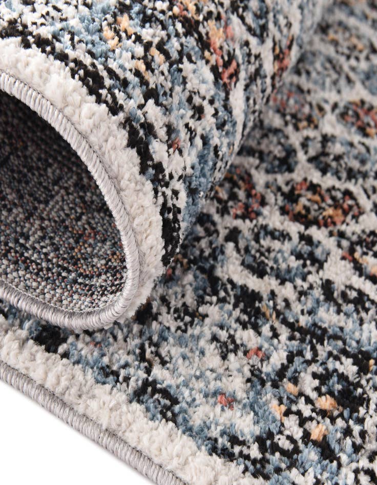 Detail image of  7' 10 x 7' 10 Aramis Square Rug