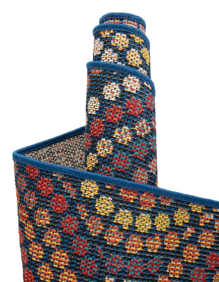 Detail image of  10' x 10'  Washable Baja Indoor / Outdoor Square Rug