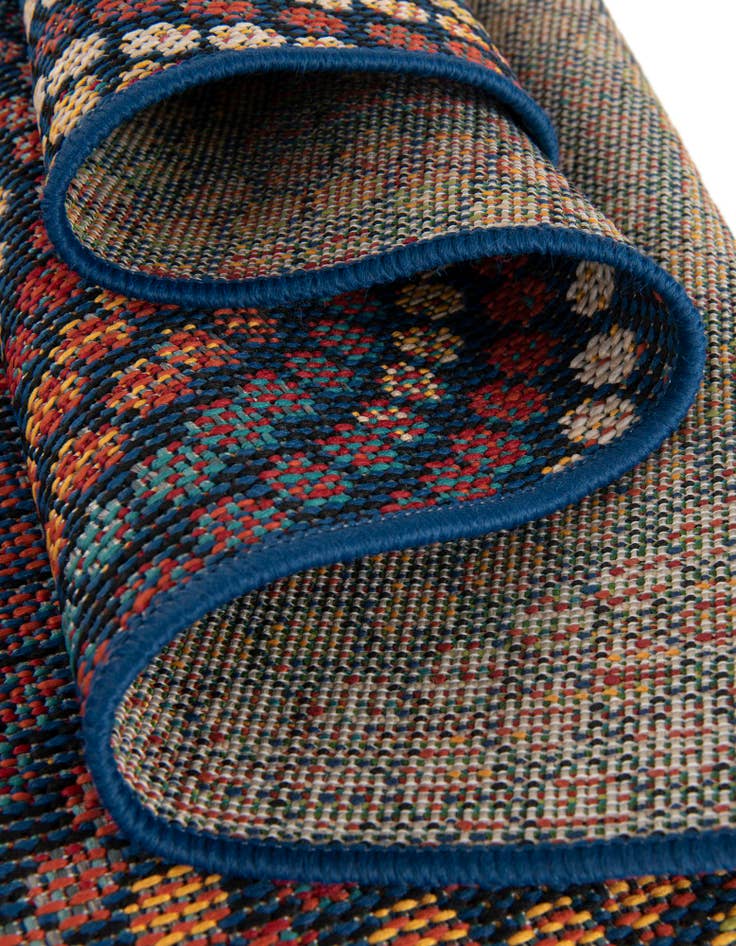 Detail image of  10' x 10'  Washable Baja Indoor / Outdoor Square Rug