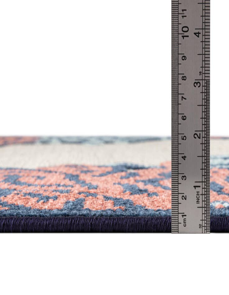 Detail image of  7' 10 x 7' 10  Washable Belize Indoor / Outdoor Square Rug