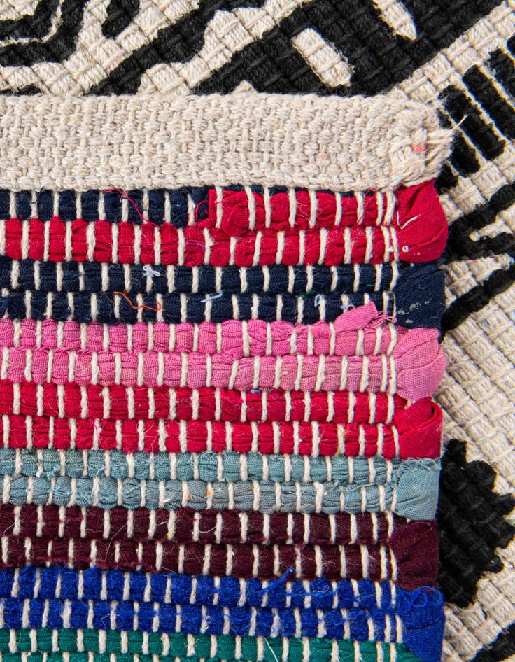 Detail image of  7' 10 x 7' 10  Hand Braided Chindi Cotton Square Rug