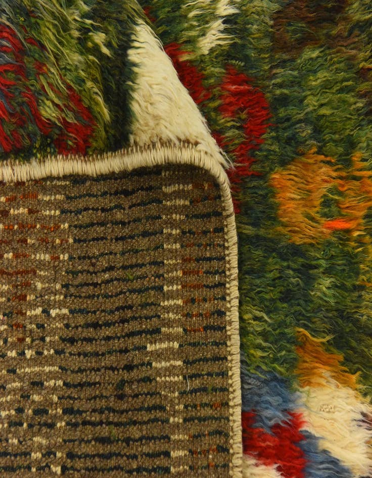 Detail image of  5' 10 x 7' 5  Hand Knotted Darya Wool Square Rug