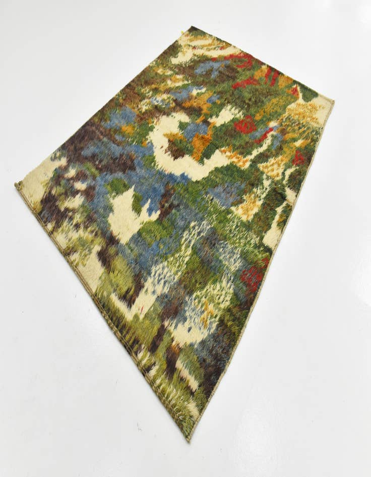 Detail image of  5' 10 x 7' 5  Hand Knotted Darya Wool Square Rug