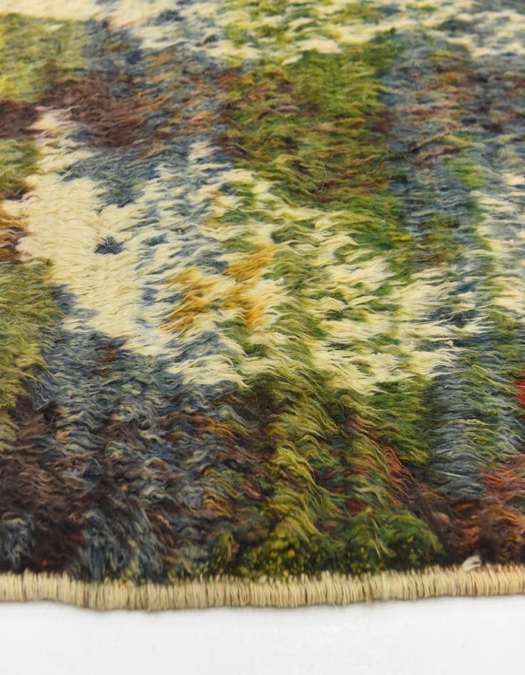 Detail image of  5' 10 x 7' 5  Hand Knotted Darya Wool Square Rug