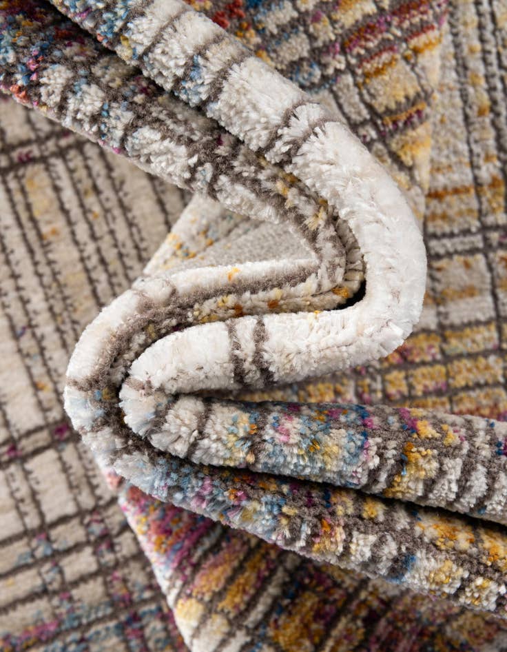 Detail image of  7' 10 x 7' 10 Deepa Square Rug