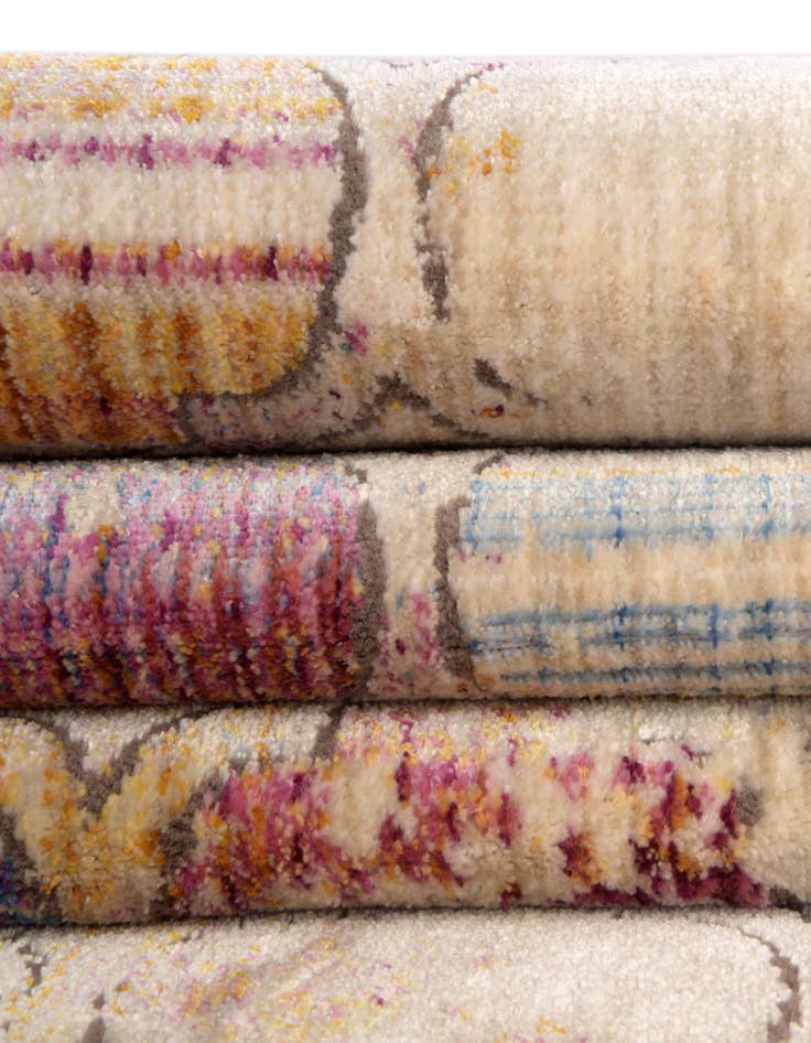 Detail image of  7' 10 x 7' 10 Deepa Square Rug