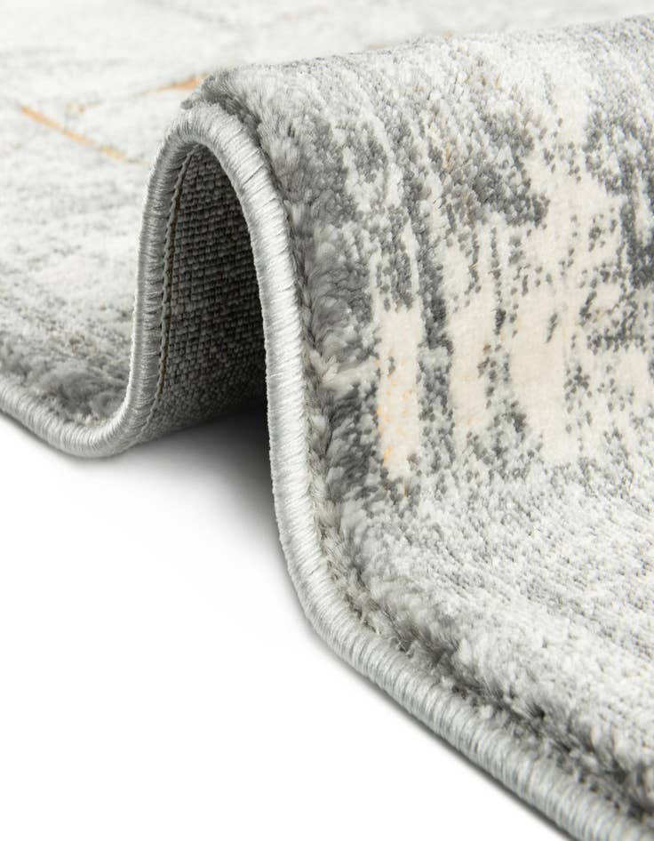 Detail image of 7' 10 x 7' 10 Finsbury Square Rug