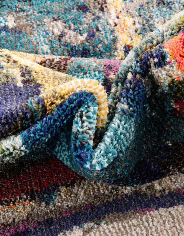 Detail image of  7' 10 x 7' 10  Washable Haerfest Square Rug