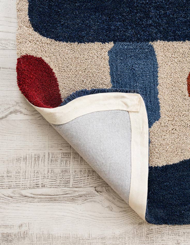 Detail image of  6' 1 x 6' 1 Handtufted Wool Square Rug