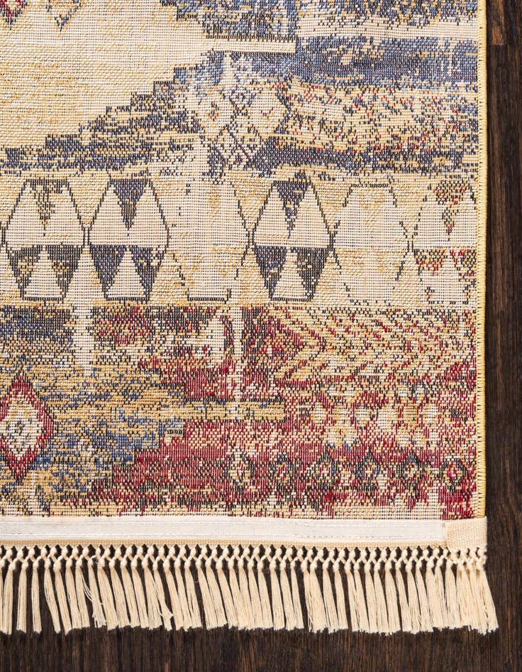 Detail image of 8' x 8' Kennedy Square Rug