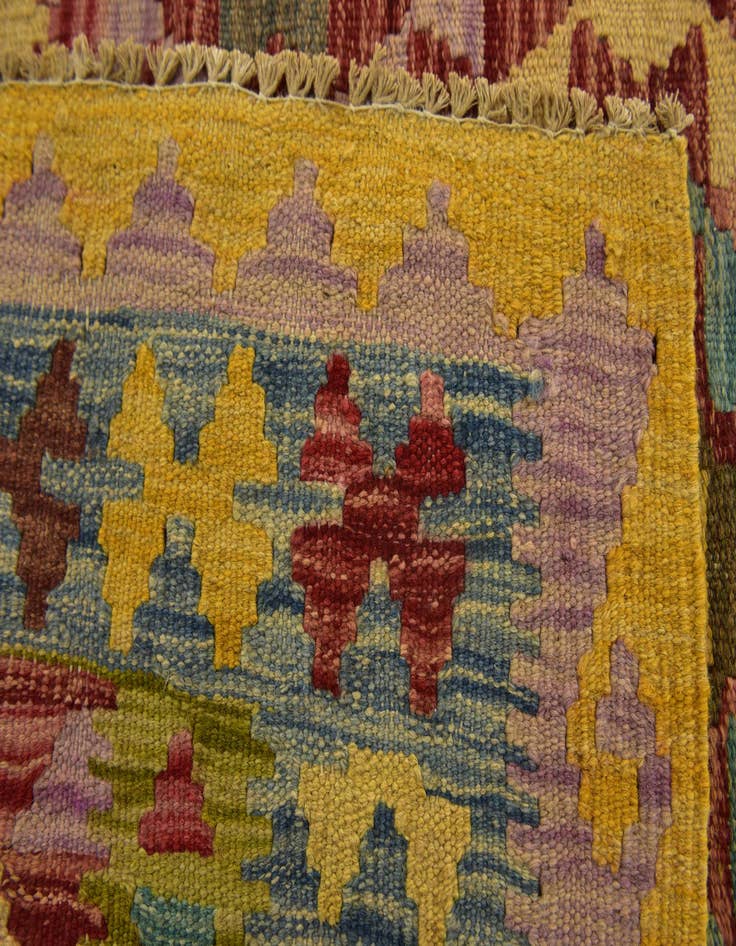 Detail image of  3' 2 x 3' 4  Hand Woven Kilim Maymana Wool Square Rug
