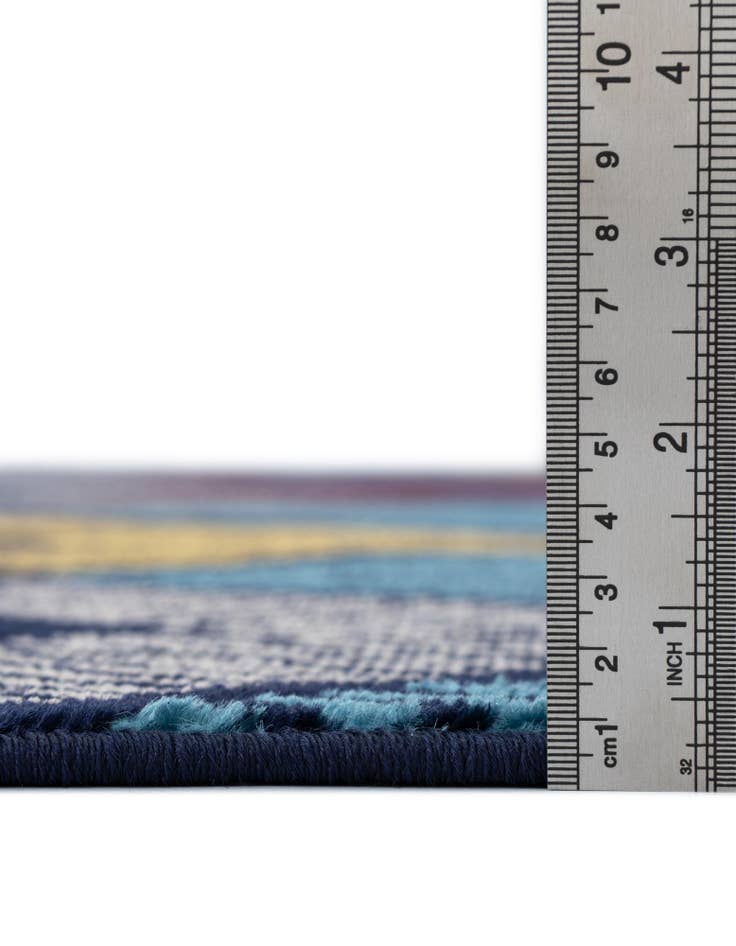 Detail image of  7' 10 x 7' 10 Laguna Square Rug