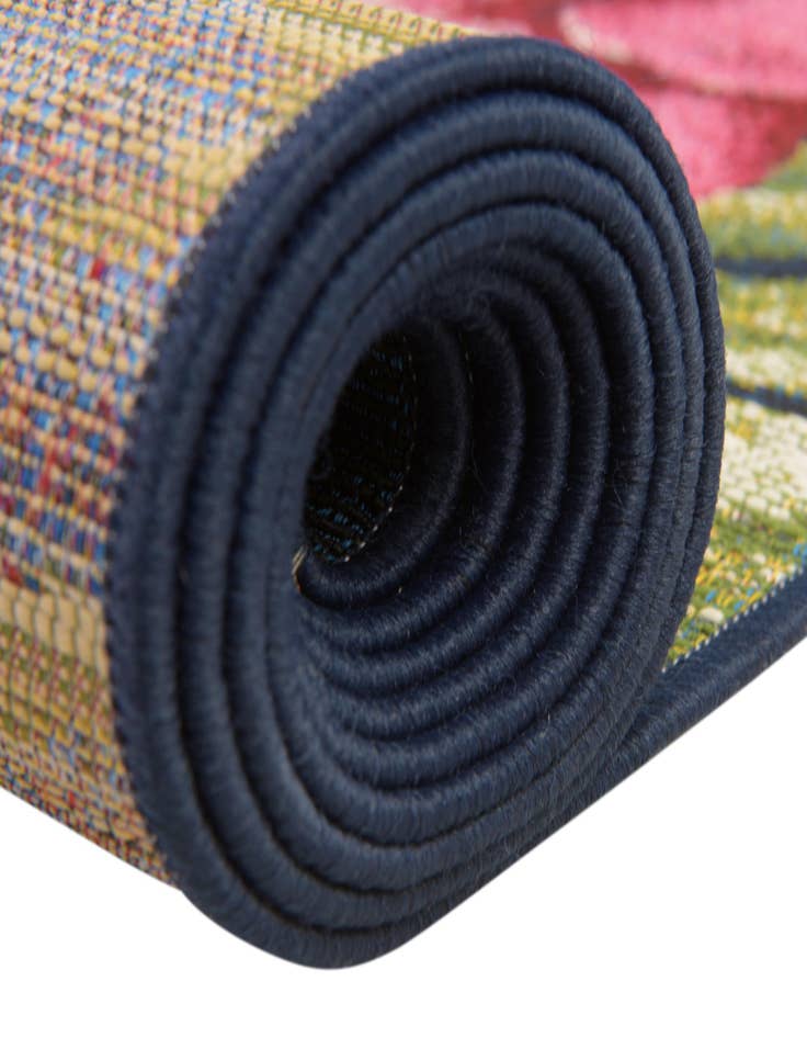 Detail image of  6' x 6'  Washable Botanical Indoor / Outdoor Square Rug