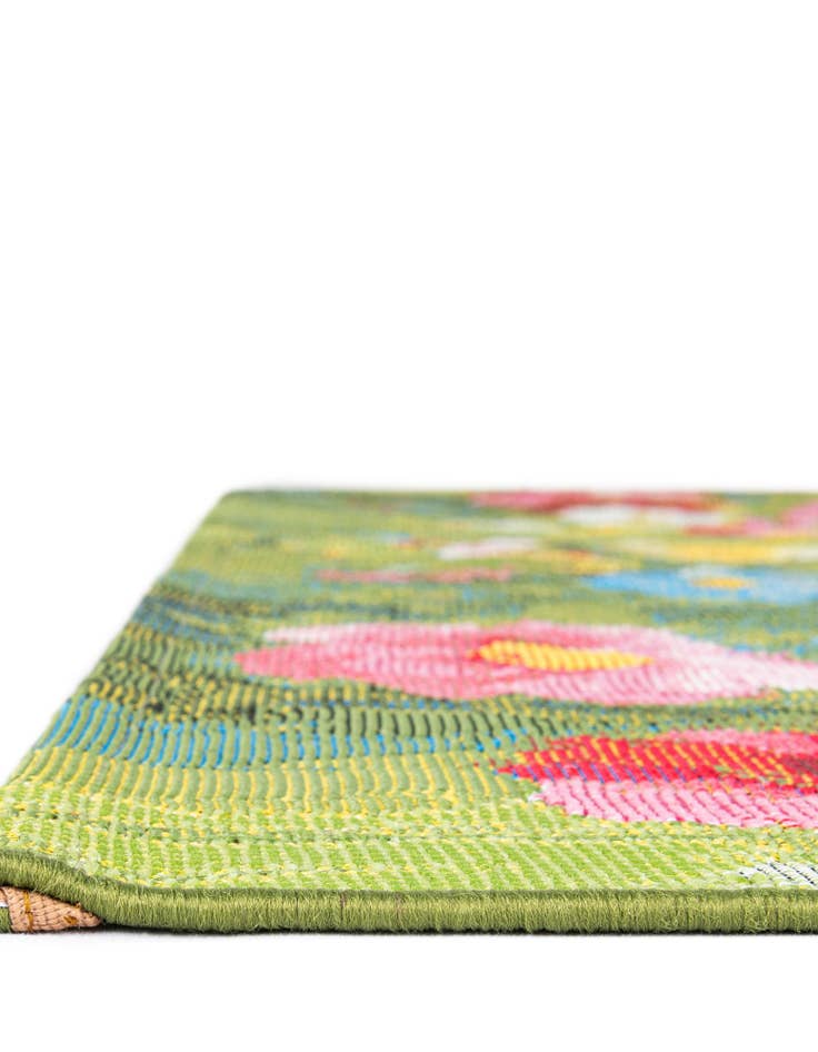 Detail image of  8' x 8'  Washable Botanical Indoor / Outdoor Square Rug
