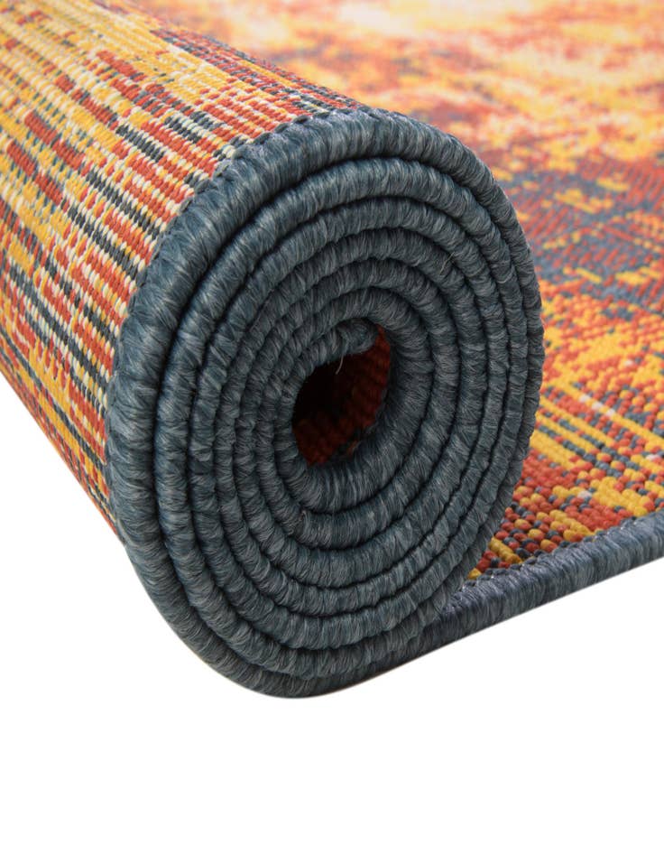 Detail image of  7' 10 x 7' 10  Washable Coastal Indoor / Outdoor Square Rug