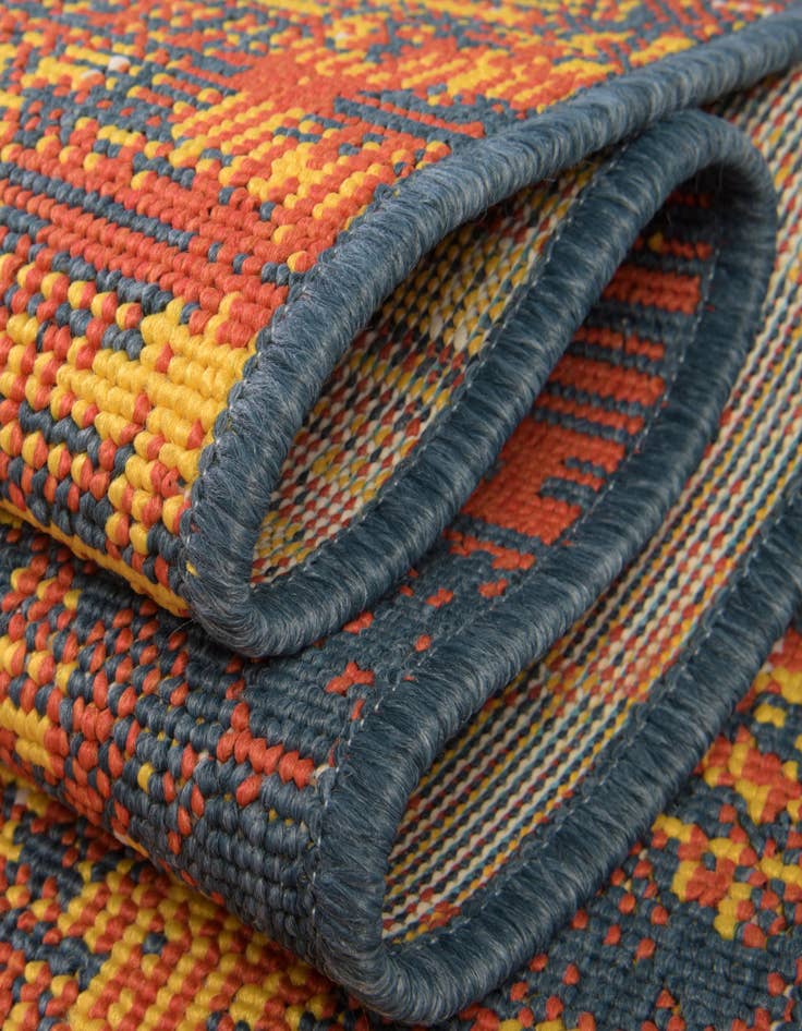 Detail image of  7' 10 x 7' 10  Washable Coastal Indoor / Outdoor Square Rug