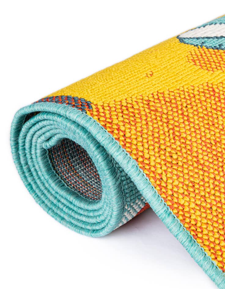 Detail image of  7' 10 x 7' 10  Washable Coastal Indoor / Outdoor Square Rug