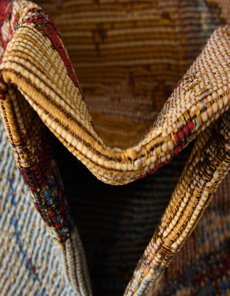 Detail image of  6' x 6'  Washable Modern Indoor / Outdoor Square Rug