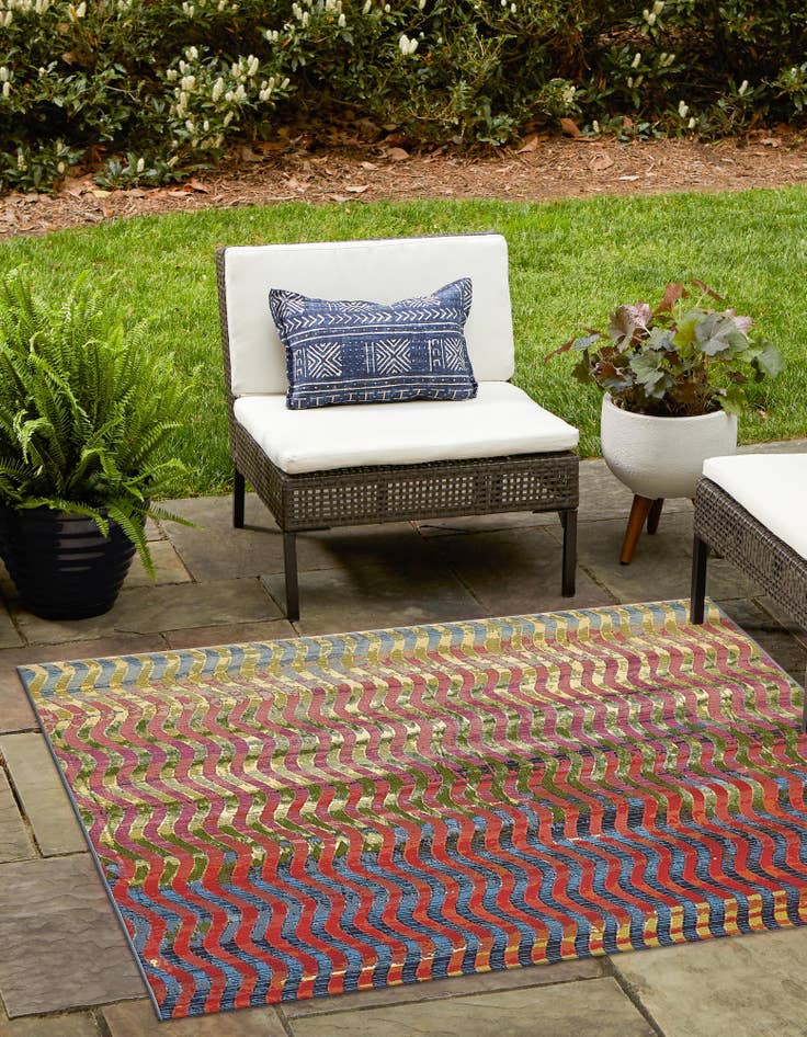Detail image of  6' x 6'  Washable Modern Indoor / Outdoor Square Rug