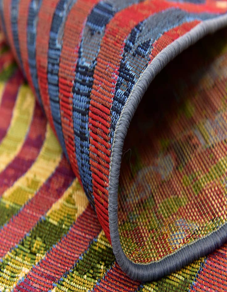 Detail image of  6' x 6'  Washable Modern Indoor / Outdoor Square Rug