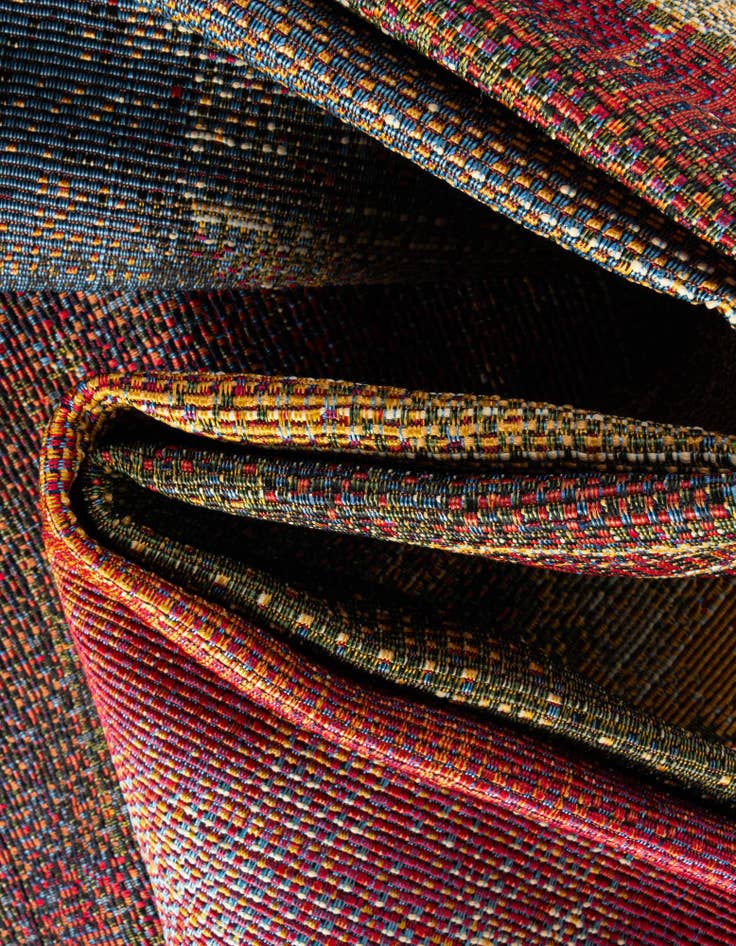 Detail image of  6' x 6'  Washable Modern Indoor / Outdoor Square Rug