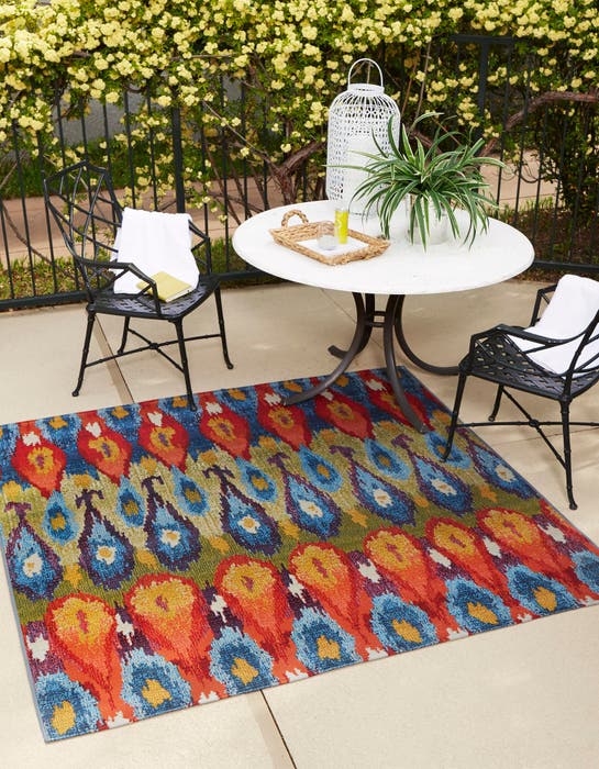 Multicolor 5' 3 x 8' Modern Indoor / Outdoor Rug | Rugs.com