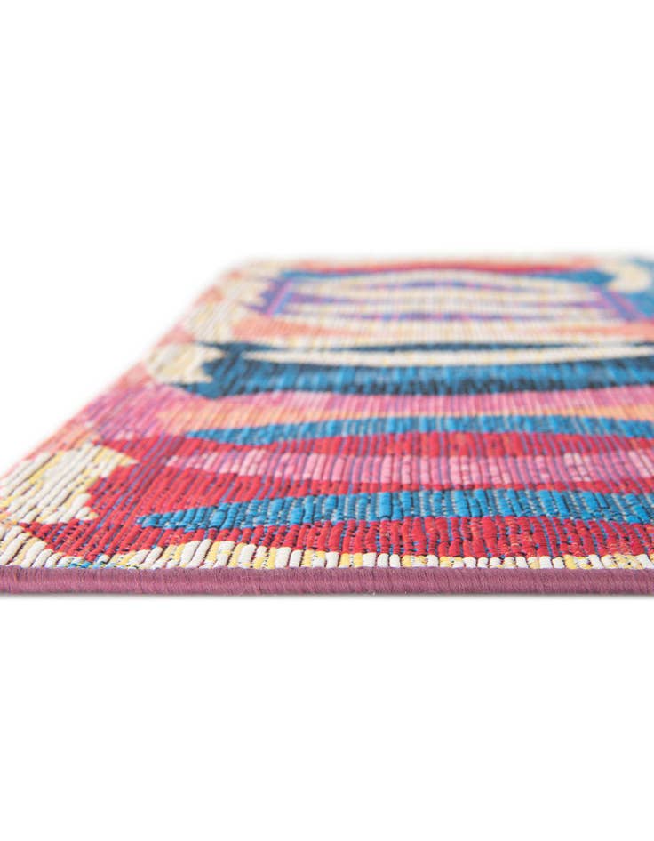 Detail image of  10' x 10'  Washable Modern Indoor / Outdoor Square Rug