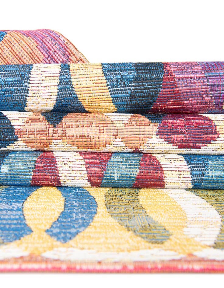 Detail image of  10' x 10'  Washable Modern Indoor / Outdoor Square Rug