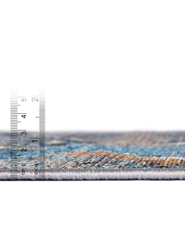 Detail image of  7' 10 x 7' 10  Washable Modern Indoor / Outdoor Square Rug