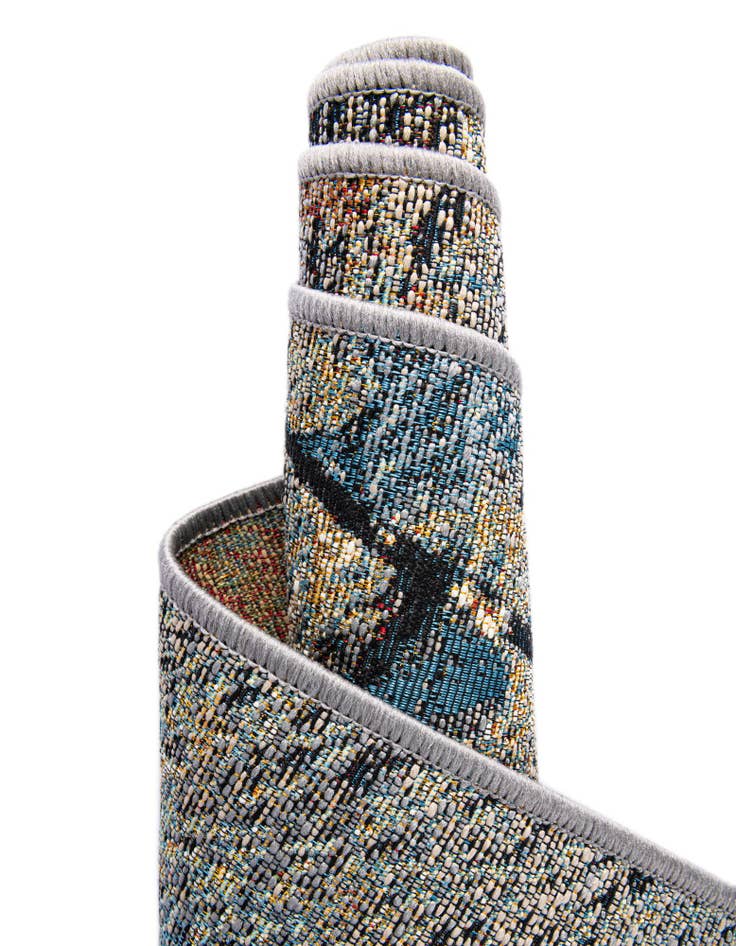 Detail image of  7' 10 x 7' 10  Washable Modern Indoor / Outdoor Square Rug