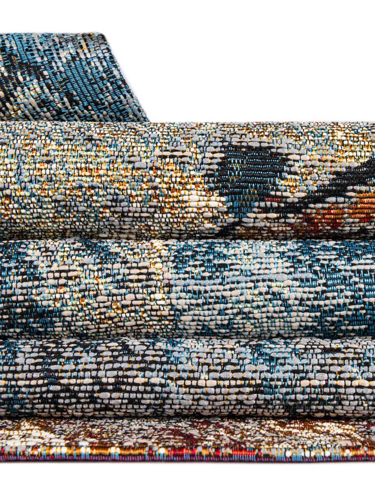 Detail image of  7' 10 x 7' 10  Washable Modern Indoor / Outdoor Square Rug