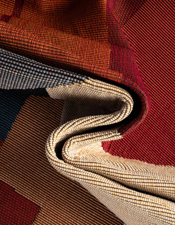 Detail image of  10' x 10'  Washable Modern Indoor / Outdoor Square Rug