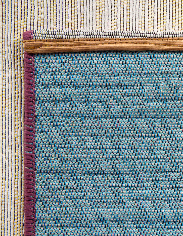 Detail image of  7' 10 x 7' 10  Washable Modern Indoor / Outdoor Square Rug