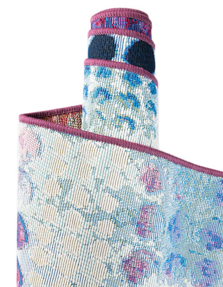 Detail image of  8' x 8'  Washable Modern Indoor / Outdoor Square Rug