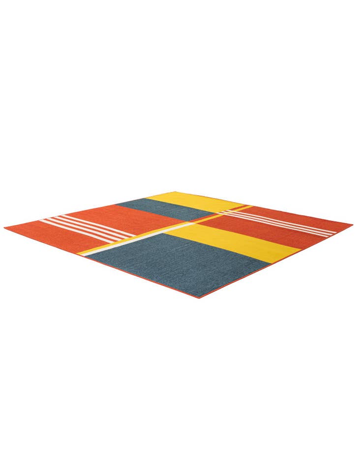 Detail image of  7' 10 x 7' 10  Washable Modern Indoor / Outdoor Square Rug