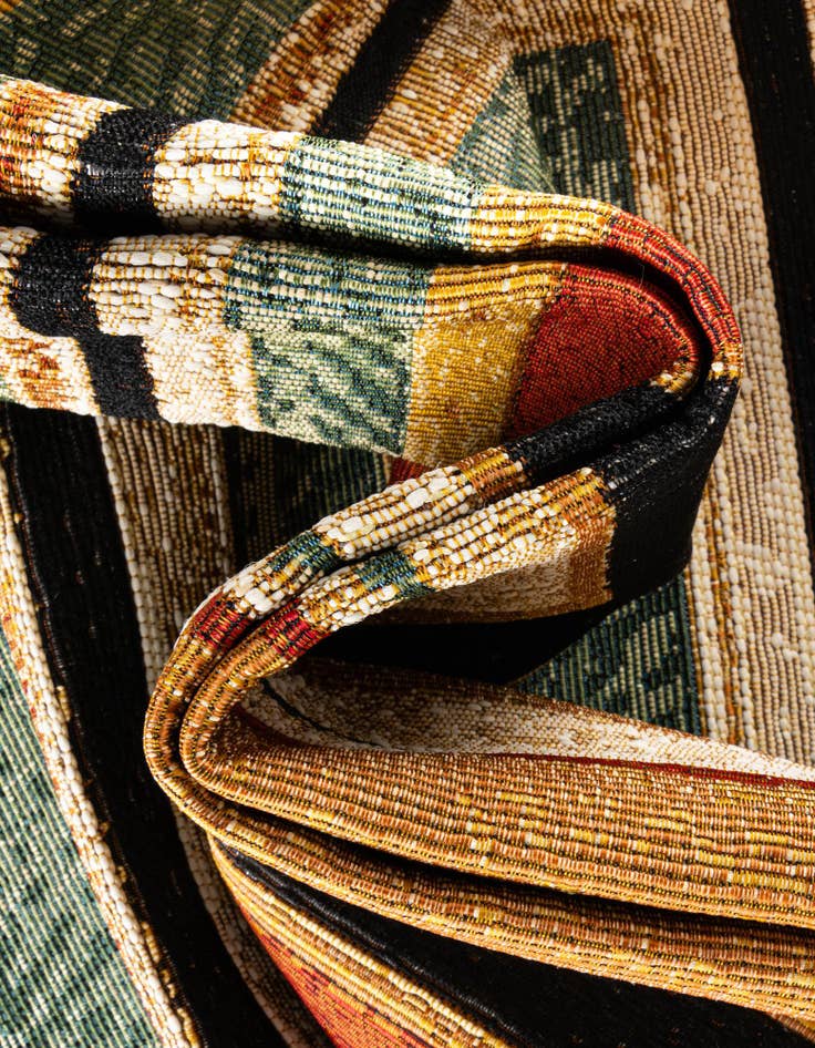 Detail image of  7' 10 x 7' 10  Washable Modern Indoor / Outdoor Square Rug